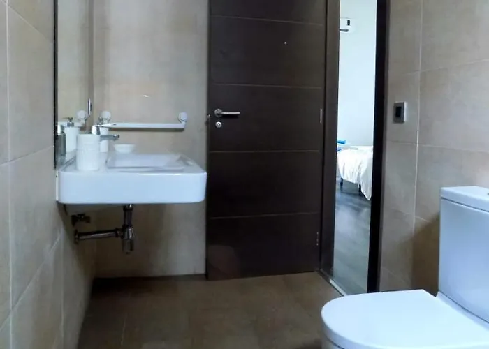 Residencia Viriato Hostel
